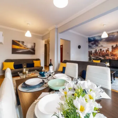 Deluxe Apt. Appartement